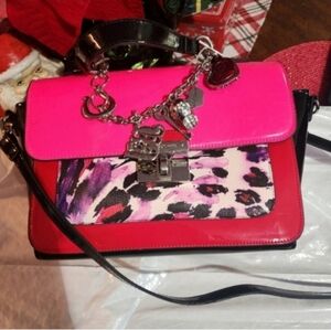 ❄️❄️ Betsey Johnson Charmed Leopard Bag